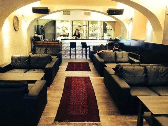 Buta Restaurant and Lounge